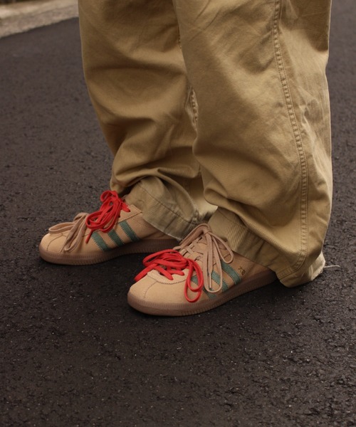 adidas(アディダス)の「【BILLY'S EXCLUSIVE】OSAKA KK0437(スニーカー・メンズ・ブラウン・26.0cm/23.0cm/22.5cm/25.5cm/25.0cm/24.5cm/24.0cm/23.5cm/30.0cm/29.0cm/28.5cm/28.0cm/27.5cm/27.0cm/26.5cm)」の4枚目の写真