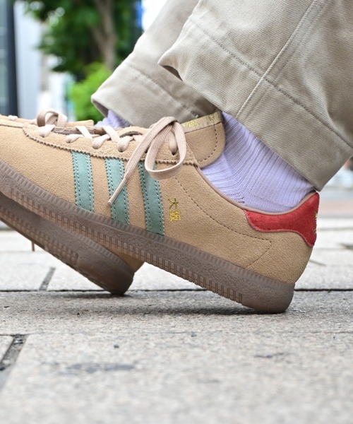 adidas(アディダス)の「【BILLY'S EXCLUSIVE】OSAKA KK0437(スニーカー・メンズ・ブラウン・26.0cm/23.0cm/22.5cm/25.5cm/25.0cm/24.5cm/24.0cm/23.5cm/30.0cm/29.0cm/28.5cm/28.0cm/27.5cm/27.0cm/26.5cm)」の17枚目の写真