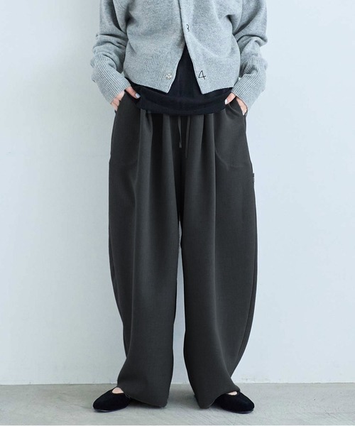 I am I in fact...(アイアムアイインファクト)の「DANISH PANTS(その他パンツ・レディース・グレー/ブラック・FREE)」の2枚目の写真