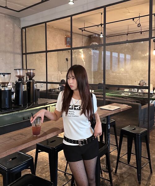 CHICKS(チックス)の「ニョンイXチックス ノーレインズ ドット ホース スリム 半袖Tシャツ ホワイト(Tシャツ/カットソー・レディース・ホワイト・ONE SIZE)」の11枚目の写真