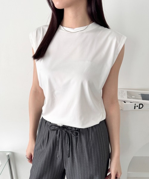 LOVALOT(ラバロット)の「クルーネック ノースリーブT(Tシャツ/カットソー・レディース・ブラウン/ブルー/ブラック/ホワイト・FREE)」の7枚目の写真