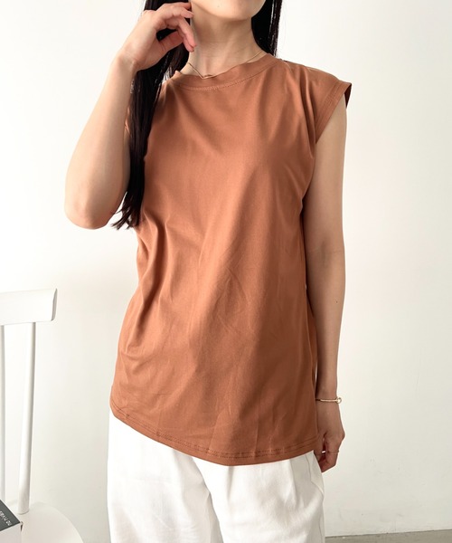 LOVALOT(ラバロット)の「クルーネック ノースリーブT(Tシャツ/カットソー・レディース・ブラウン/ブルー/ブラック/ホワイト・FREE)」の17枚目の写真