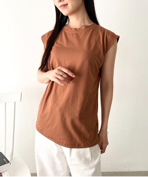 LOVALOT(ラバロット)の「クルーネック ノースリーブT(Tシャツ/カットソー・レディース・ブラウン/ブルー/ブラック/ホワイト・FREE)」の19枚目の写真