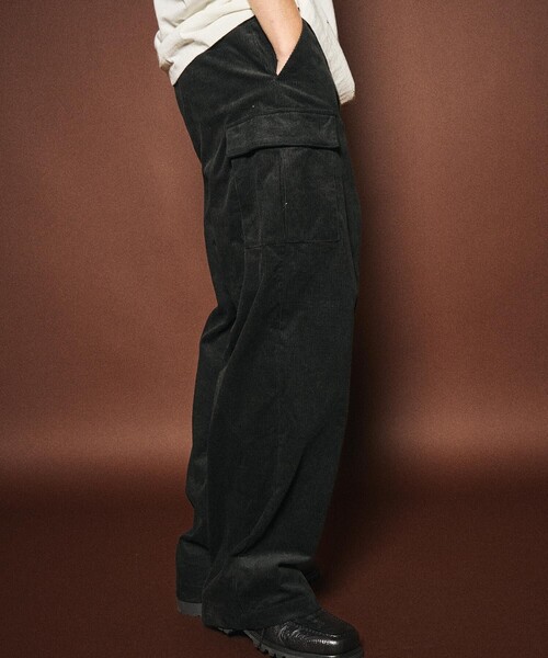 Subciety（サブサエティ）の「Corduroy cargo slacks（カーゴパンツ・メンズ・ブラック/ブラウン・MEDIUM/LARGE/X-LARGE/X-SMALL/SMALL）」の8枚目の写真