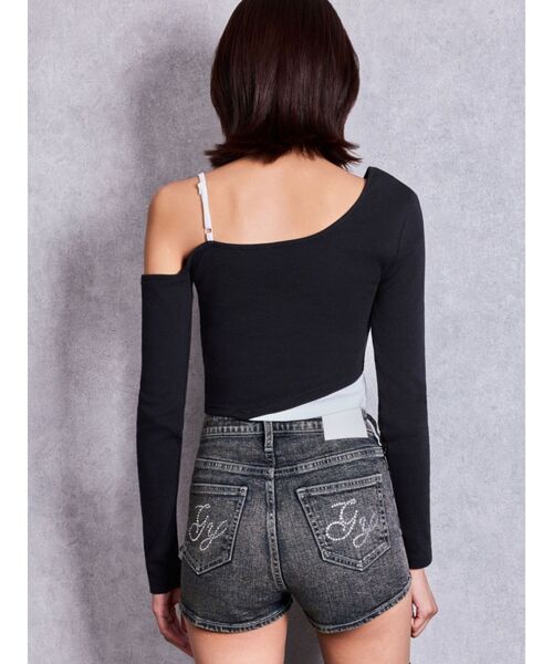 GYDA(ジェイダ)の「Bratlisted Bebeワンショルデザイントップス(Tシャツ/カットソー・レディース・グレー/ブラック/オフホワイト・FREE)」の6枚目の写真
