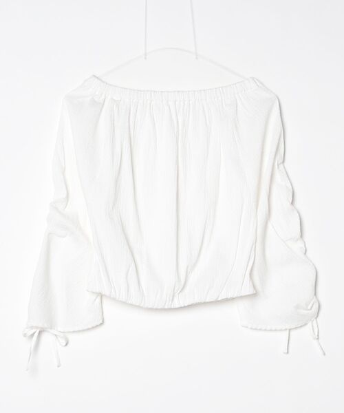 Ray BEAMS(レイビームス)の「ドロストSVクロップドBL(シャツ/ブラウス・レディース・オフホワイト/ブラック・ONE SIZE)」の3枚目の写真