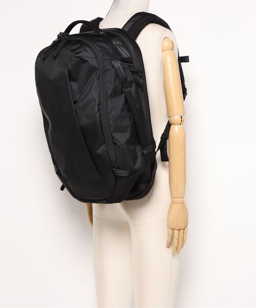 NAUGHTIAM(ノーティアム)の「【ABLE CARRY/エイブルキャリー】 MAX Backpack マックスバックパック 32L X-Pac Black(バックパック/リュック・メンズ・ブラック・FREE)」の5枚目の写真