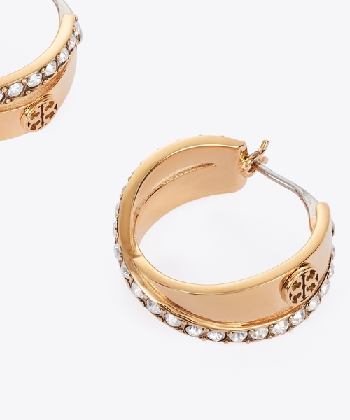 TORY BURCH(トリーバーチ)の「アイコン パヴェ ダブル フープピアス(ピアス(両耳用)・レディース・ゴールド・ONE SIZE)」の2枚目の写真