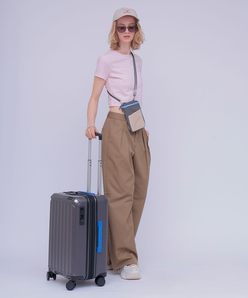 Out n About(アウトナバウト)の「【TRANSIT LOUNGE/トランジット ラウンジ】別注 CARRY CASE 40L 機内持ち込み可能(スーツケース/キャリーバッグ・レディース・チャコールグレー/ピンク/ミント・FREE)」の5枚目の写真