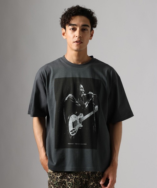 BAYFLOW(ベイフロー)の「【Bob Marley(ボブ・マーリー)】プリントTシャツ(Tシャツ/カットソー・メンズ・チャコール/アイボリー・LARGE/MEDIUM)」の11枚目の写真