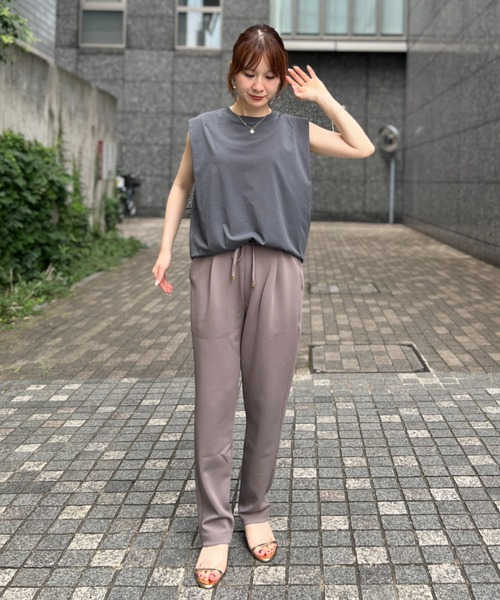 DESIGNWORKS（デザインワークス）の「【一部店舗限定】【追加】アクアジャージテーパードパンツ（その他パンツ・レディース・ブラック/アイボリー/グレイッシュベージュ・38/36）」の18枚目の写真