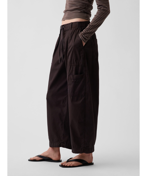 GAP(ギャップ)の「ミッドライズ バギーバレル パラシュートパンツ(その他パンツ・レディース・ブラック/ブラウン/その他・S/XS/M/L/XXS)」の9枚目の写真