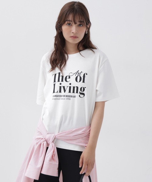 NATURAL BEAUTY BASIC(ナチュラルビューティーベーシック)の「ボクシーロゴTシャツ(Tシャツ/カットソー・レディース・チャコールグレー/オフホワイト・FREE)」の2枚目の写真