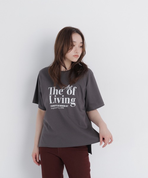 NATURAL BEAUTY BASIC(ナチュラルビューティーベーシック)の「ボクシーロゴTシャツ(Tシャツ/カットソー・レディース・チャコールグレー/オフホワイト・FREE)」の18枚目の写真