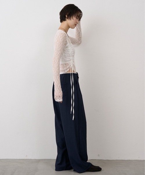 NUJOH(ヌゾ)の「Shirring Lace Sheer Cardigan/シャーリングレースシアーカーディガン(カーディガン/ボレロ・レディース・ホワイト/ブラック・FREE)」の13枚目の写真