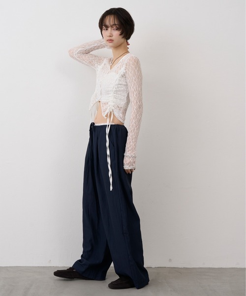 NUJOH(ヌゾ)の「Shirring Lace Sheer Cardigan/シャーリングレースシアーカーディガン(カーディガン/ボレロ・レディース・ホワイト/ブラック・FREE)」の12枚目の写真
