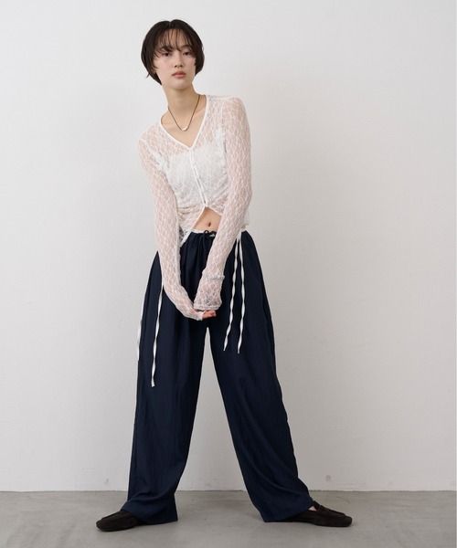 NUJOH(ヌゾ)の「Shirring Lace Sheer Cardigan/シャーリングレースシアーカーディガン(カーディガン/ボレロ・レディース・ホワイト/ブラック・FREE)」の9枚目の写真
