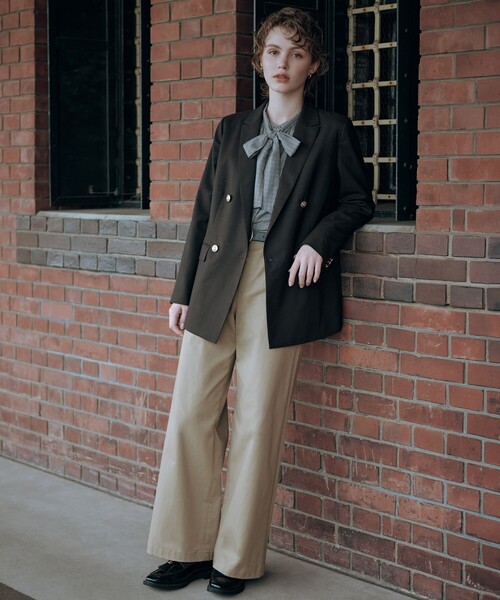 J.PRESS(ジェイプレス)の「T/W ギャバ ダブル ジャケット(テーラードジャケット・レディース・ブラウン系/ネイビー系・T15/T13)」の4枚目の写真