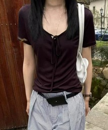 フロントリボンTシャツ