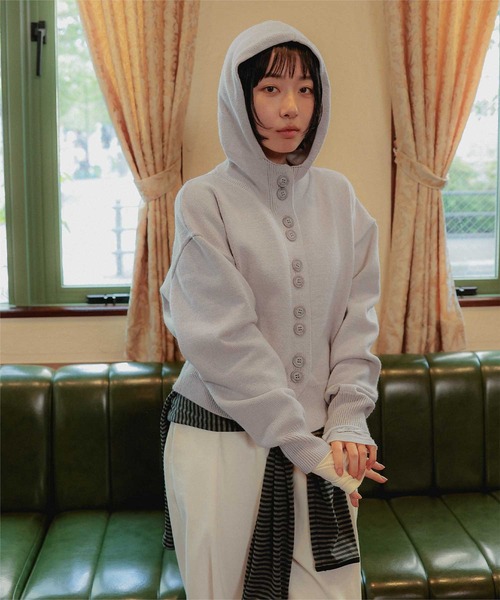 miette（ミエット）の「スタンドフードニットプルオーバー（ニット/セーター・レディース・ライトグレー/ブラウン/ブラック・FREE）」の14枚目の写真