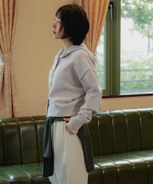 miette（ミエット）の「スタンドフードニットプルオーバー（ニット/セーター・レディース・ライトグレー/ブラウン/ブラック・FREE）」の15枚目の写真