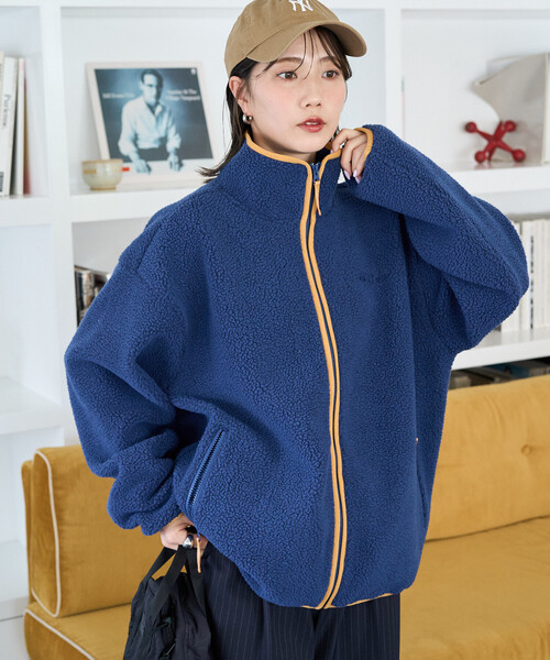 FREAK'S STORE（フリークスストア）の「限定展開 Champion × FREAK'S STORE/チャンピオン 別注 配色 ボアフリース パイピング ジャケット（その他アウター・レディース・ブラック/ネイビー/オフホワイト/ブラウン・ﾌﾘ-）」の5枚目の写真