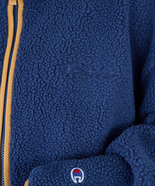 FREAK'S STORE（フリークスストア）の「限定展開 Champion × FREAK'S STORE/チャンピオン 別注 配色 ボアフリース パイピング ジャケット（その他アウター・レディース・ブラック/ネイビー/オフホワイト/ブラウン・ﾌﾘ-）」の15枚目の写真