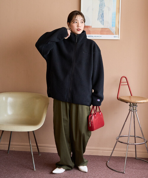 FREAK'S STORE（フリークスストア）の「限定展開 Champion × FREAK'S STORE/チャンピオン 別注 配色 ボアフリース パイピング ジャケット（その他アウター・レディース・ブラック/ネイビー/オフホワイト/ブラウン・ﾌﾘ-）」の22枚目の写真