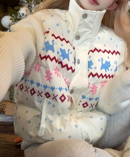LUCPY（ラクピー）の「ニット×ノルディック柄ドッキングジャケット（その他アウター・レディース・ホワイト・SMALL/MEDIUM/LARGE/X-LARGE）」の4枚目の写真