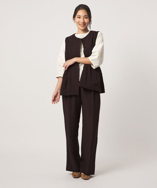 A DAY IN THE LIFE UNITED ARROWS(アデイインザライフユナイテッドアローズ)の「シボ ペプラムベスト+パンツ ‐セットアイテム・ウォッシャブル‐<A DAY IN THE LIFE>(ワンピース・レディース・ブラック/ダークブラウン/ネイビー・FREE)」の2枚目の写真