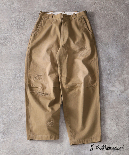 JOURNAL STANDARD J.S HOMESTEAD(ジャーナルスタンダードホームステッド)の「J.S.Homestead / ミリタリー ダメージ チノ パンツ(チノパンツ・メンズ・ブラック/ベージュ・MEDIUM/LARGE)」の2枚目の写真