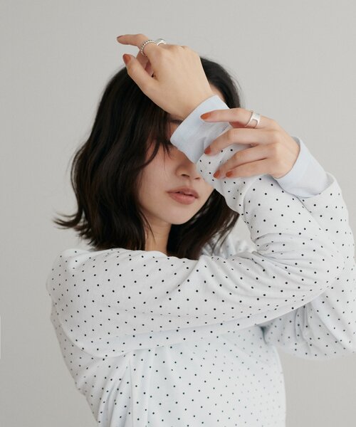 DISCOAT（ディスコート）の「レイヤードシアーパックTシャツ《WEB限定カラーあり》（Tシャツ/カットソー・レディース・グレー系その他/オレンジ/ブラック系その他3/ホワイト/ブラック系その他2/グレー系その他2/オフホワイト/ブラック系その他/ブラウン系その他/ブラウン/グレー/ピンク/ホワイト系その他/パープル/ライム/ブラウン系その他2/バイオレット/ブラウン系その他3・FREE）」の22枚目の写真