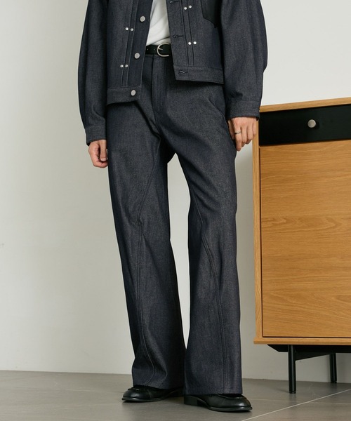 RAGEBLUE(レイジブルー)の「3D SEAM SEMI-FLARED DENIM PANTS/3Dシームセミフレアデニムパンツ【セットアップ対応】(デニムパンツ・メンズ・インディゴブルー/ブラック・LARGE/MEDIUM)」の20枚目の写真