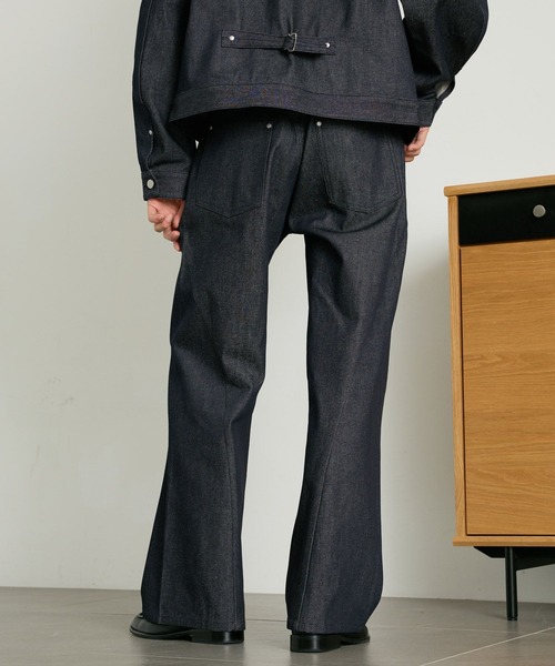 RAGEBLUE(レイジブルー)の「3D SEAM SEMI-FLARED DENIM PANTS/3Dシームセミフレアデニムパンツ【セットアップ対応】(デニムパンツ・メンズ・インディゴブルー/ブラック・LARGE/MEDIUM)」の21枚目の写真