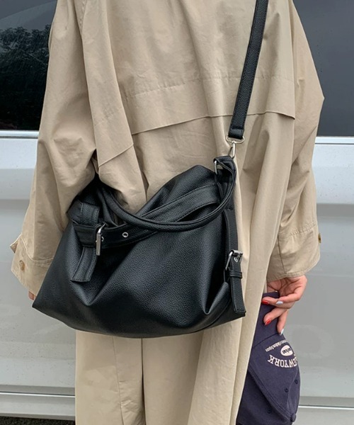 Miniministore(ミニミニストア)の「2WAY ワンショルダーバッグ 大容量(ショルダーバッグ・レディース・シルバーグレー/ブラック/ホワイト・FREE)」の14枚目の写真