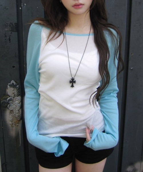 Vipoa(ヴィポア)の「Simple mood raglan tee(Tシャツ/カットソー・レディース・ブルー系その他・FREE)」の4枚目の写真