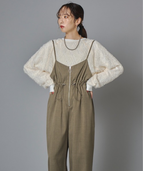 terrace（テラス）の「フロントジップ&ギャザー キャミサロペット（つなぎ/オールインワン・レディース・グレイッシュベージュ・FREE）」の6枚目の写真