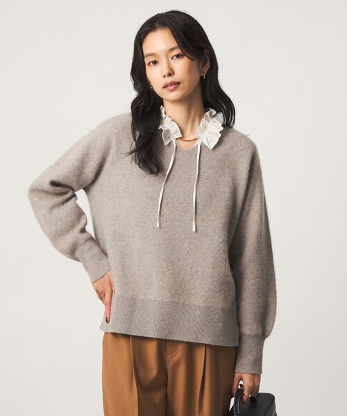 green label relaxing(グリーンレーベルリラクシング)の「FOXブレンド フォルム Vネック ニット(ニット/セーター・レディース・オフホワイト/ダークブラウン/ライトグレー/レッド/ライム・FREE)」の9枚目の写真