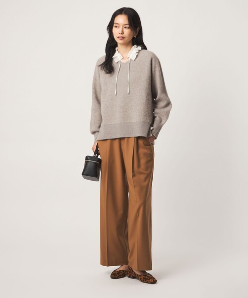 green label relaxing(グリーンレーベルリラクシング)の「FOXブレンド フォルム Vネック ニット(ニット/セーター・レディース・オフホワイト/ダークブラウン/ライトグレー/レッド/ライム・FREE)」の10枚目の写真