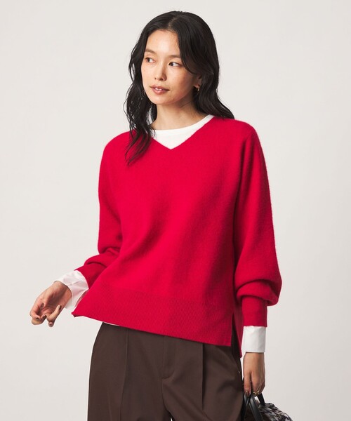 green label relaxing(グリーンレーベルリラクシング)の「FOXブレンド フォルム Vネック ニット(ニット/セーター・レディース・オフホワイト/ダークブラウン/ライトグレー/レッド/ライム・FREE)」の18枚目の写真