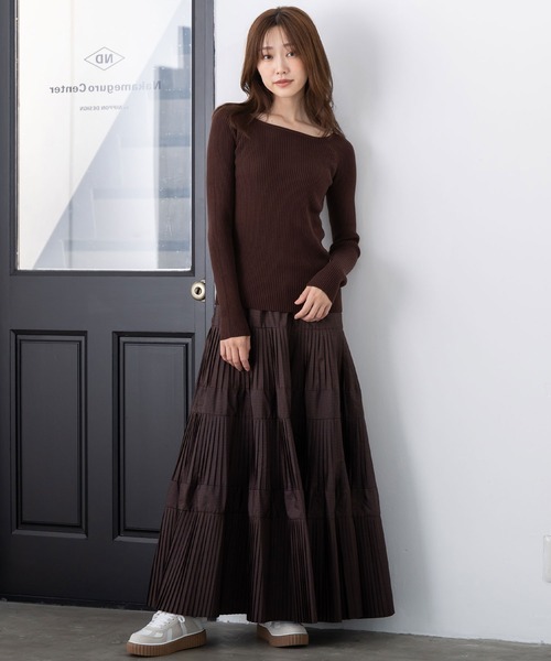 MAISONCOMFY （メゾンコンフィ）の「【ボートネックリブニット】クールさと上品さを兼ね備えたリブニット（ニット/セーター・レディース・グレー/ブラウン/オフホワイト/ブラック・FREE）」の20枚目の写真