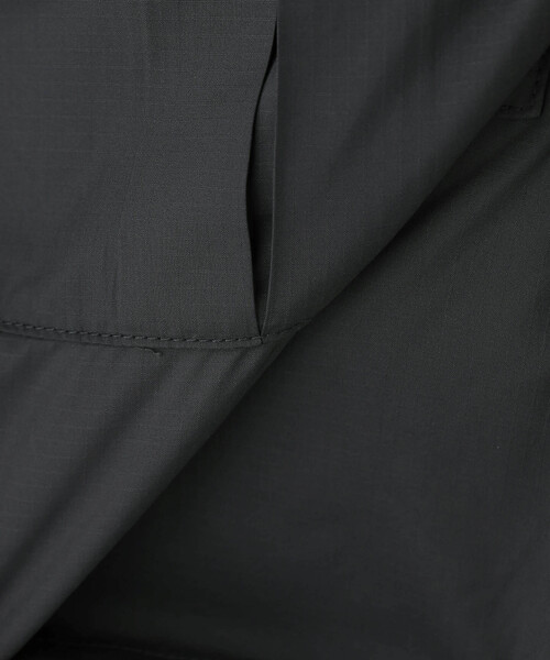 THE NORTH FACE PURPLE LABEL(ザ ノースフェイス パープルレーベル)の「THE NORTH FACE PURPLE LABEL PERTEX QUANT N25FA056(マウンテンパーカー・レディース・チャコールグレー/ベージュ・MEDIUM)」の3枚目の写真
