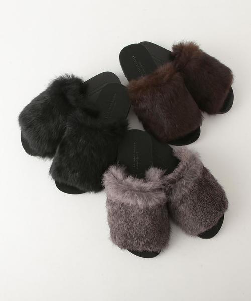 green label relaxing（グリーンレーベルリラクシング）の「KC FUR サンダル◆（サンダル・レディース・ブラック/ライトグレー/ダークブラウン・38/36/37）」の9枚目の写真