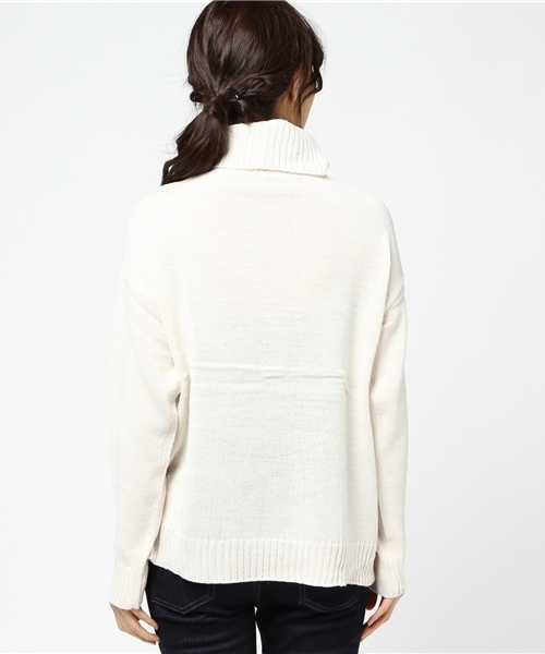 RAY CASSIN（レイカズン）の「タートルネックプルオーバー（ニット/セーター・レディース・ネイビー/オフホワイト/杢グレー/キャメル・FREE）」の7枚目の写真