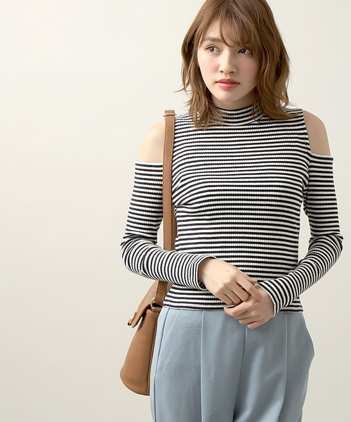 WEGO(ウィゴー)の「WEGO/オープンショルダーピチリブカットソー(Tシャツ/カットソー・レディース・ホワイト系その他5/ブラック/ピンク/レッド/ホワイト・FREE)」の3枚目の写真