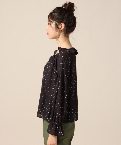 LOWRYS FARM(ローリーズファーム)の「JZドットブラウス 784925 (シャツ/ブラウス・レディース・ライラック/オフホワイト/ブラック・LARGE/MEDIUM)」の5枚目の写真