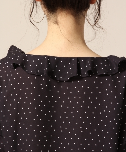 LOWRYS FARM(ローリーズファーム)の「JZドットブラウス 784925 (シャツ/ブラウス・レディース・ライラック/オフホワイト/ブラック・LARGE/MEDIUM)」の7枚目の写真