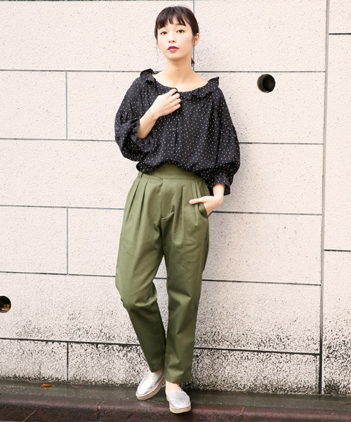 LOWRYS FARM(ローリーズファーム)の「JZドットブラウス 784925 (シャツ/ブラウス・レディース・ライラック/オフホワイト/ブラック・LARGE/MEDIUM)」の13枚目の写真