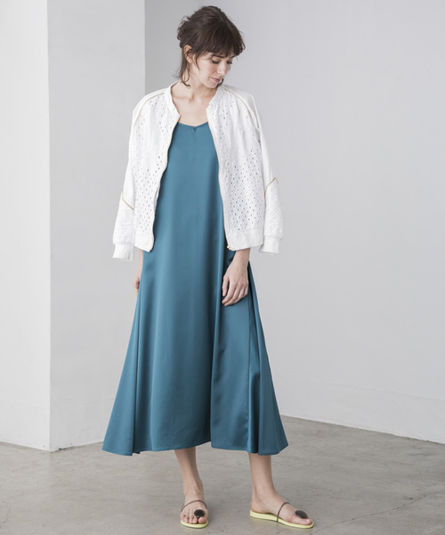 Emma Taylor（エマテイラー）の「サテンキャミドレス（ドレス・レディース・ブラック/グリーン・FREE）」の11枚目の写真