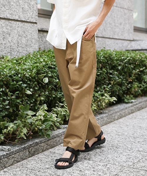 niko and...(ニコアンド)の「コットンツイルペインターパンツ(その他パンツ・メンズ・ベージュ/オフホワイト・LARGE/MEDIUM)」の2枚目の写真